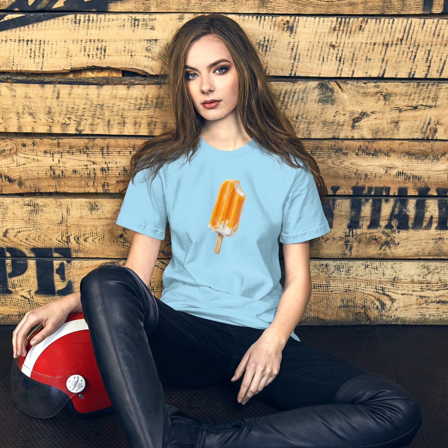 Ocean blue t-shirt with an orange cream popsicle